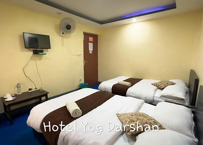 Yog Darshan Hotel *